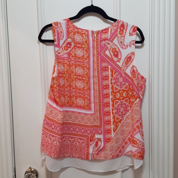 🛍️Pink and Orange pattern tank top - Picture 3 of 4